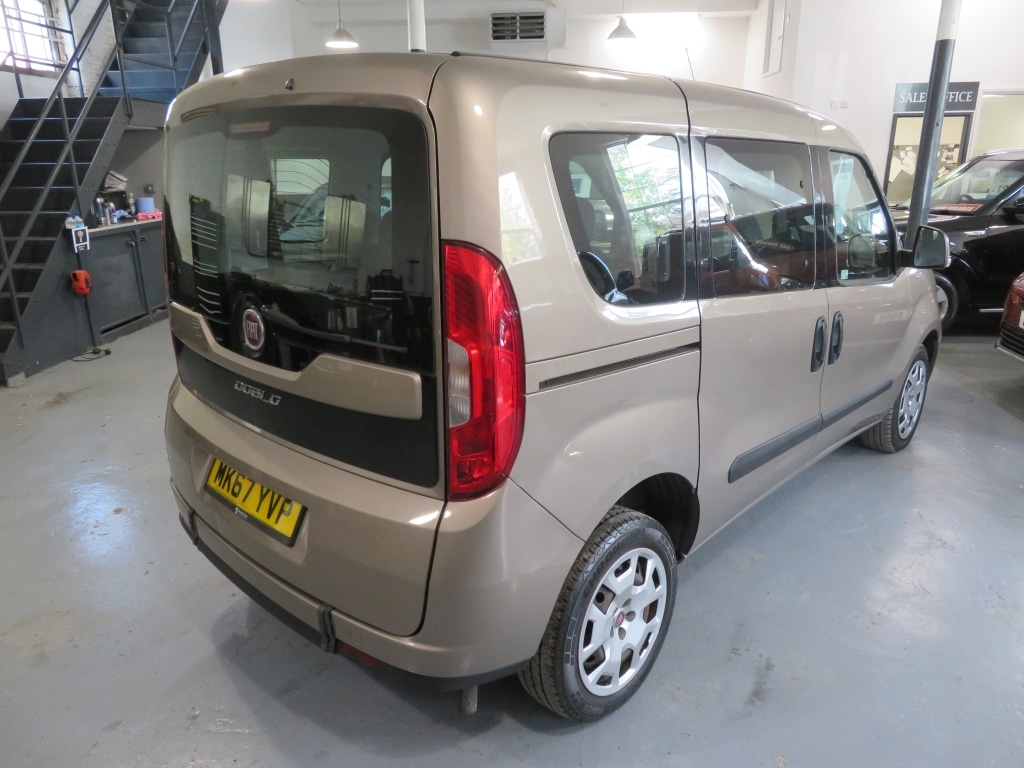 Used Fiat Doblo 2017 for sale - 76070564: Photo 14