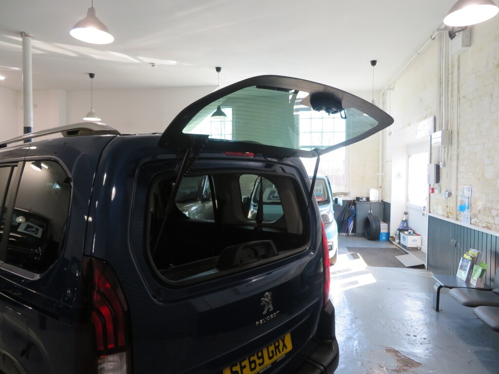 Used Peugeot Rifter 2019 for sale - 77595660: Photo 21