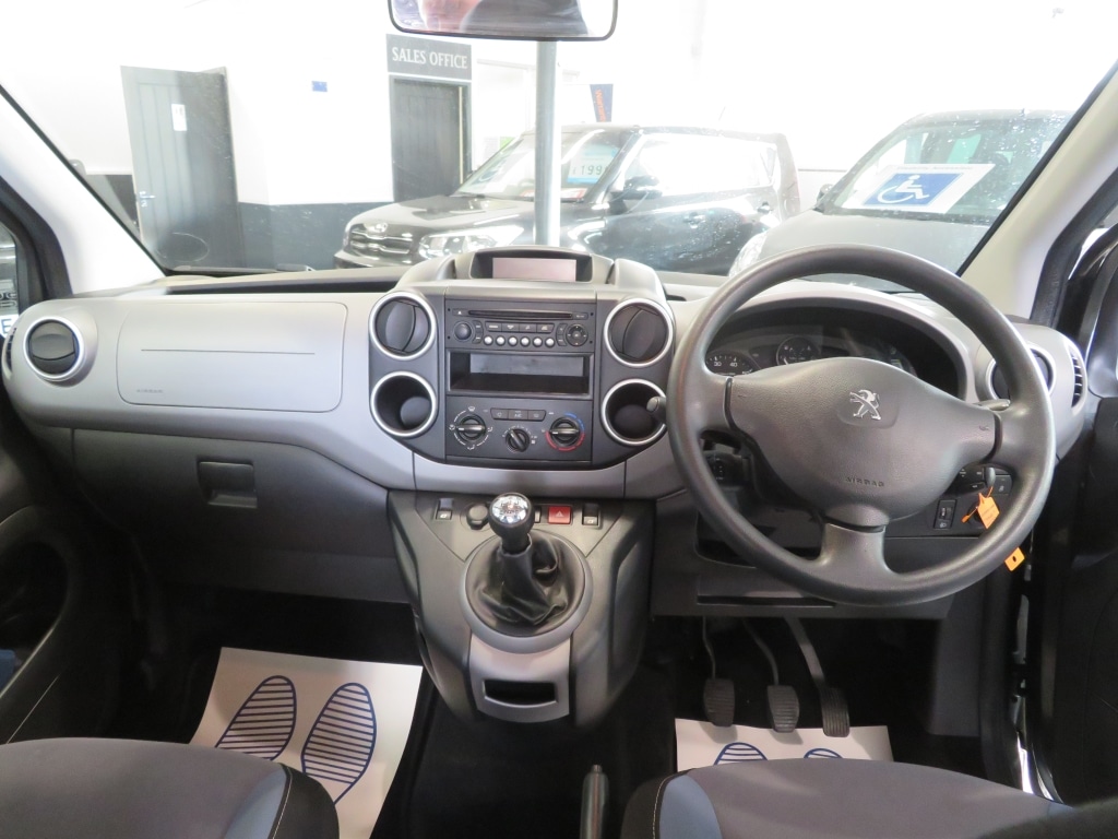 Used Peugeot Partner Tepee 2015 for sale - 77353008: Photo 11