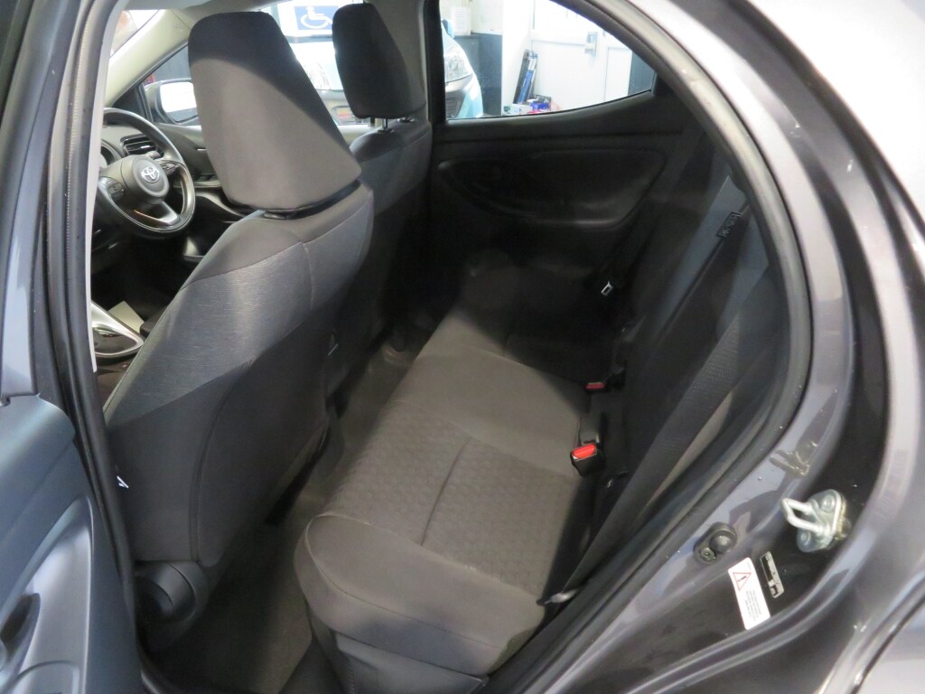 Used Toyota Yaris 2022 for sale - 76414037: Photo 10