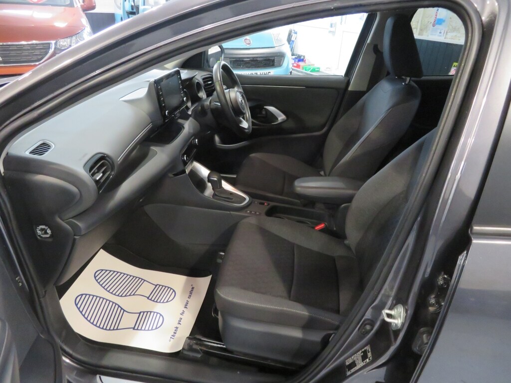 Used Toyota Yaris 2022 for sale - 76414037: Photo 12