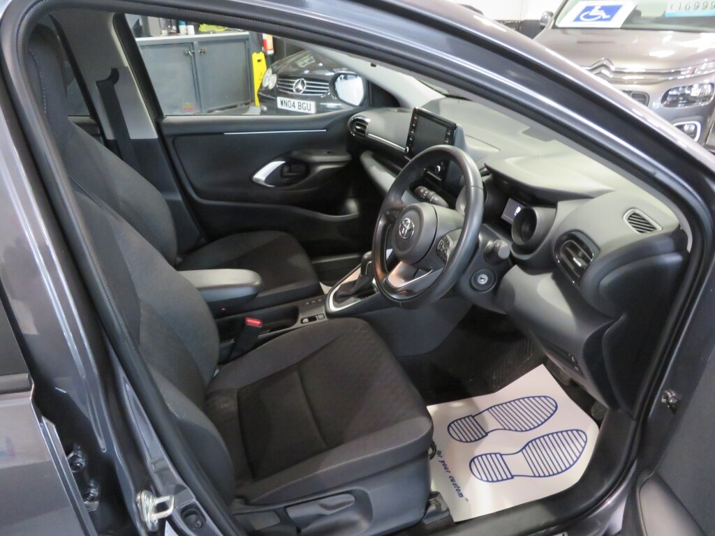 Used Toyota Yaris 2022 for sale - 76414037: Photo 13