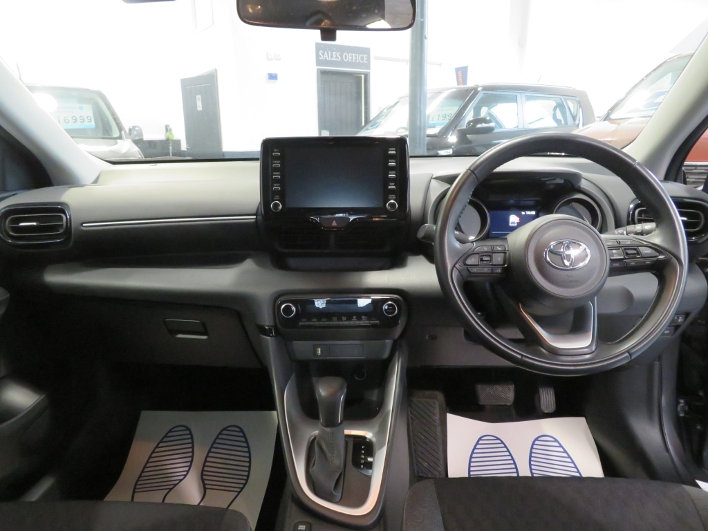 Used Toyota Yaris 2022 for sale - 76414037: Photo 14