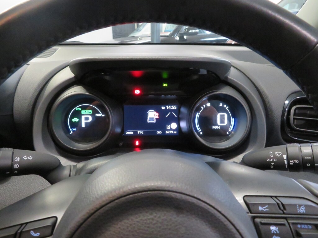 Used Toyota Yaris 2022 for sale - 76414037: Photo 18