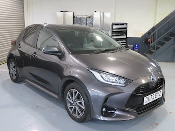 Used Toyota Yaris 2022 for sale - 76414037: Photo