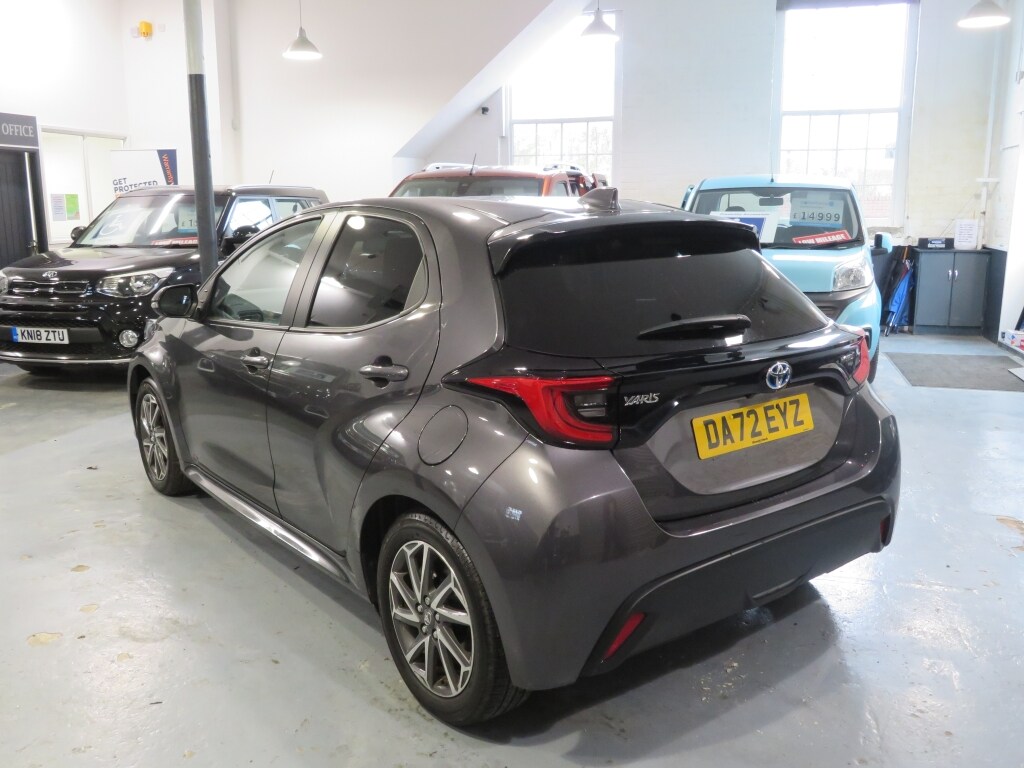 Used Toyota Yaris 2022 for sale - 76414037: Photo 4