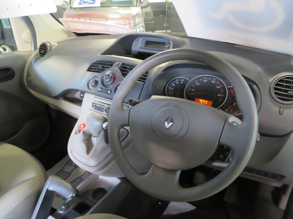 Used Renault Kangoo 2010 for sale - 76506280: Photo 10