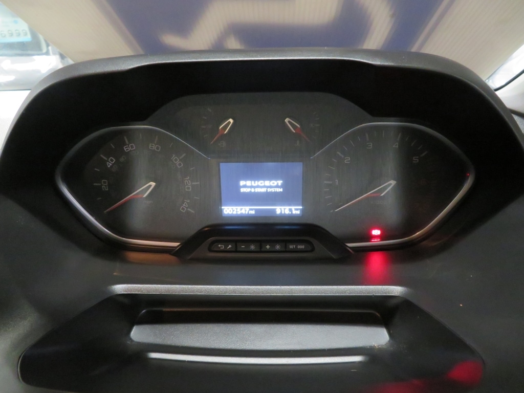 Used Peugeot Rifter 2020 for sale - 76555602: Photo 15