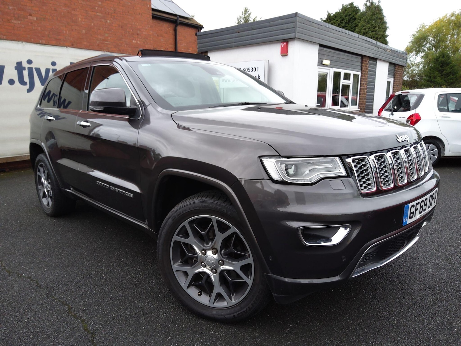 Used Jeep Grand Cherokee 2019 for sale - 77144576: Photo 1