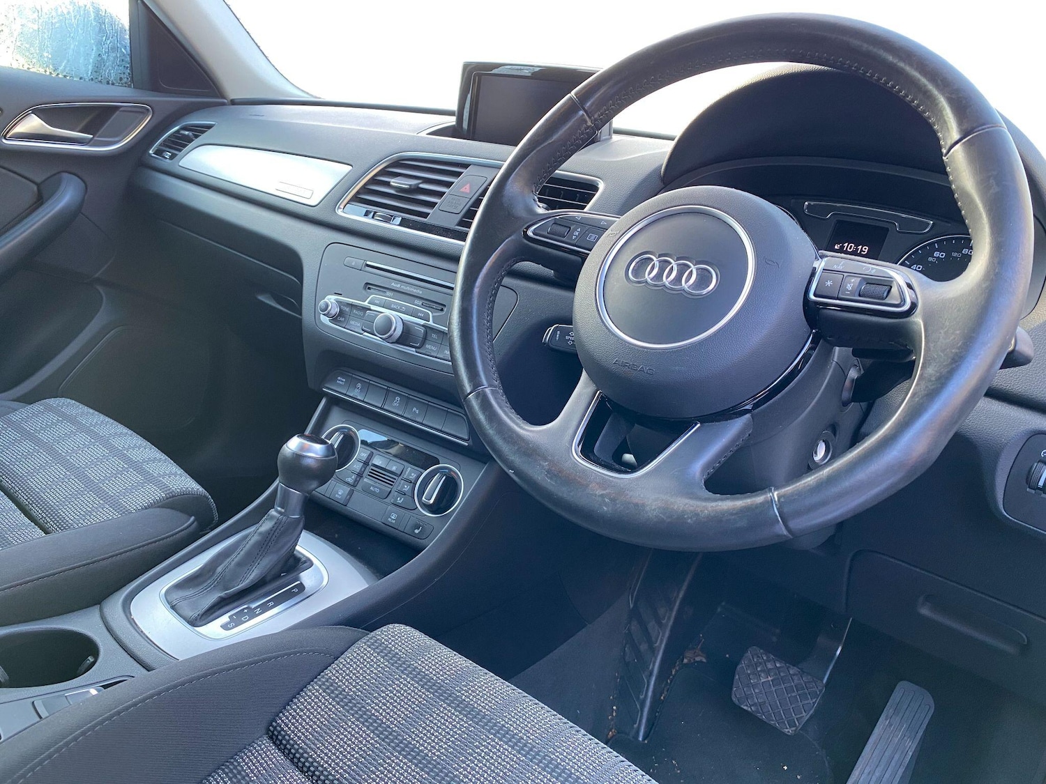 Used Audi Q3 2015 for sale - 77163412: Photo 4