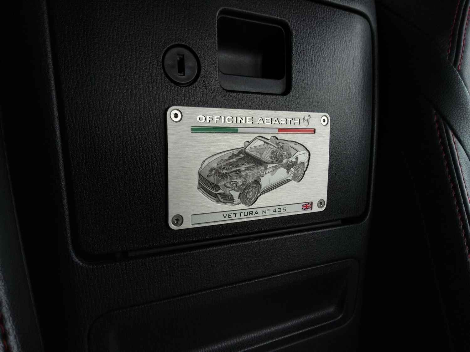 Used Abarth 124 Spider 2018 for sale - 77574481: Photo 21