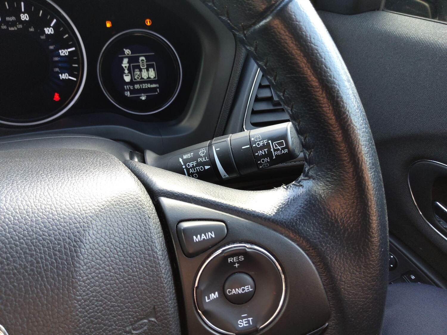 Used Honda HR-V for sale - 77909607: Photo 15