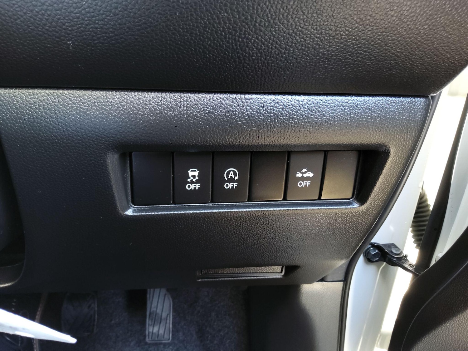 Used Suzuki Swift 2023 for sale - 77143935: Photo 19