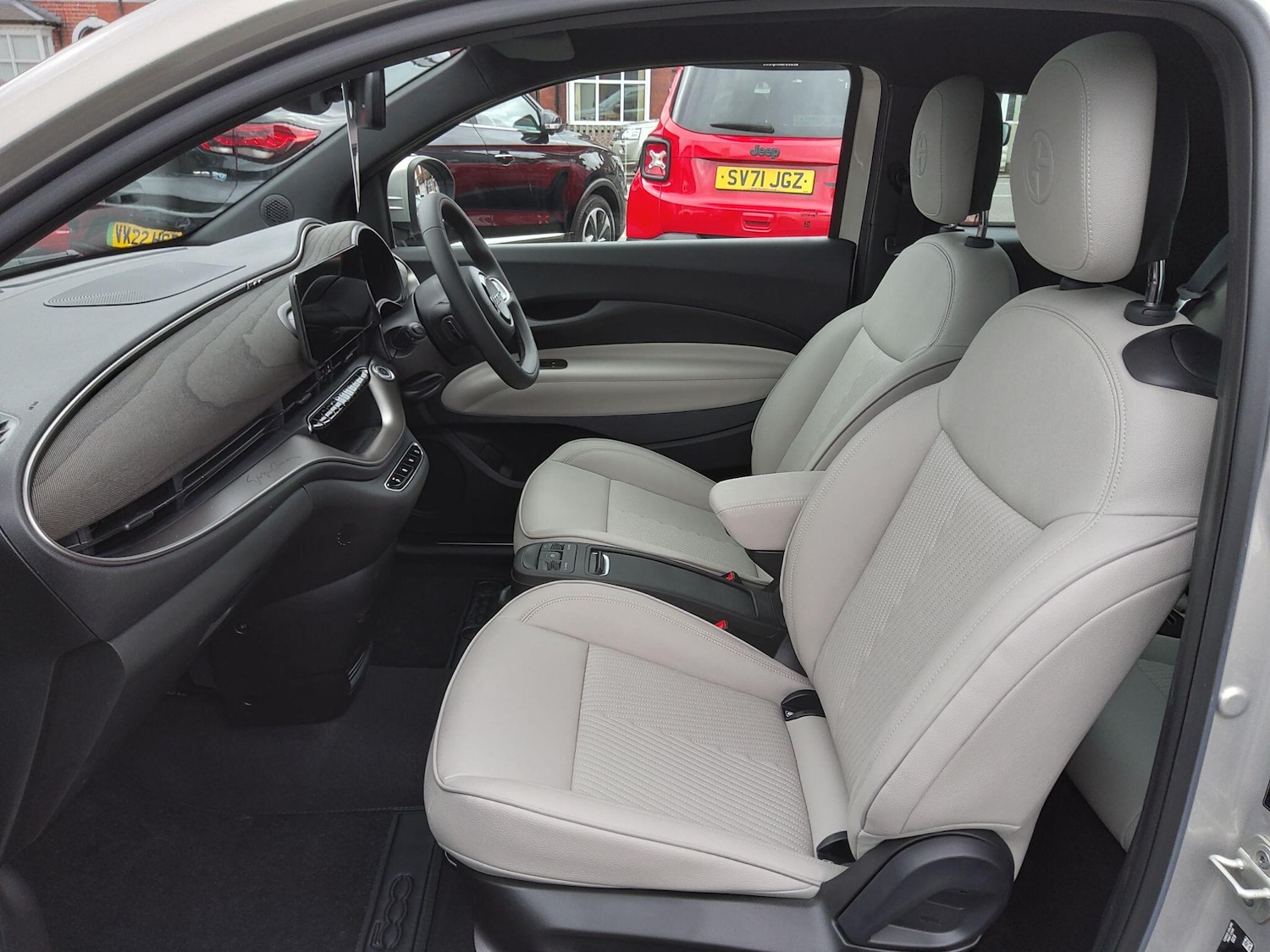 Used Fiat 500e 2026 for sale - 77456442: Photo 24