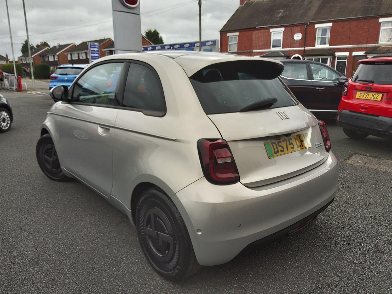 Used Fiat 500e 2026 for sale - 77456442: Photo 6