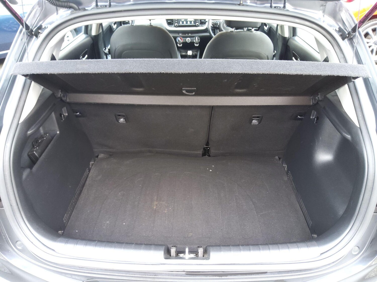 Used Kia Stonic 2020 for sale - 77908481: Photo 16