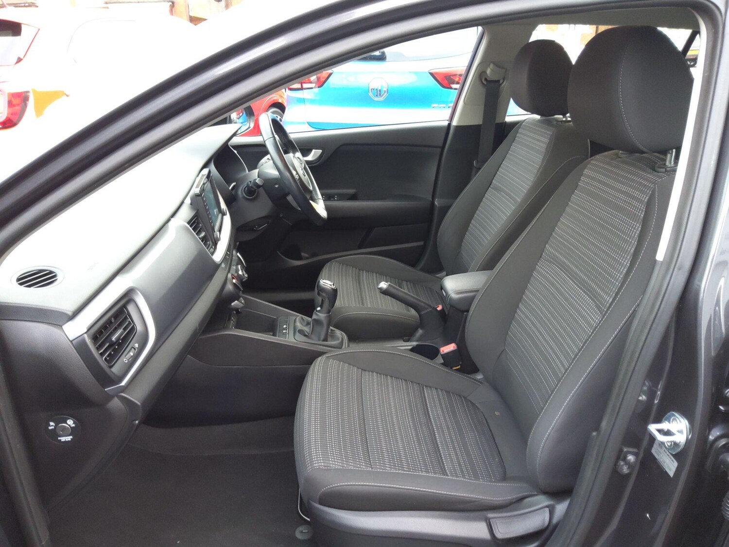 Used Kia Stonic 2020 for sale - 77908481: Photo 18