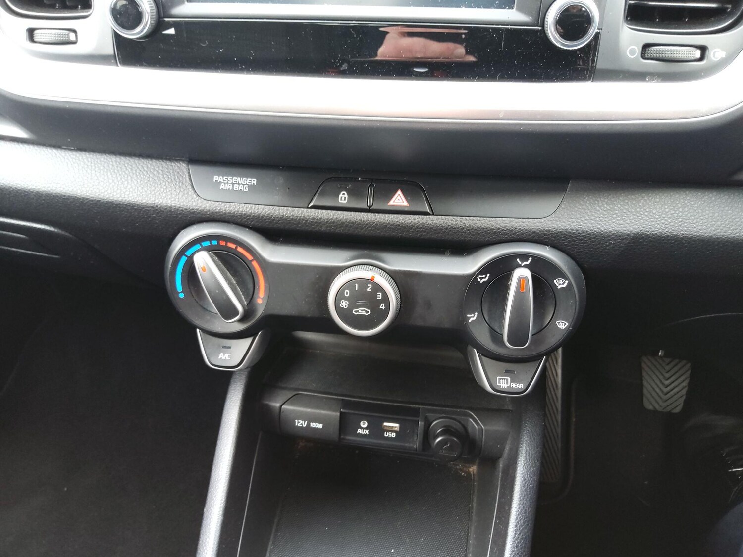 Used Kia Stonic 2020 for sale - 77908481: Photo 19