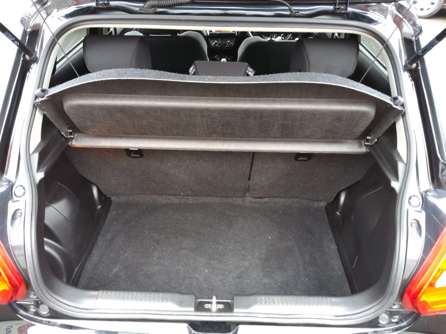 Used Suzuki Swift 2024 for sale - 77574636: Photo 22