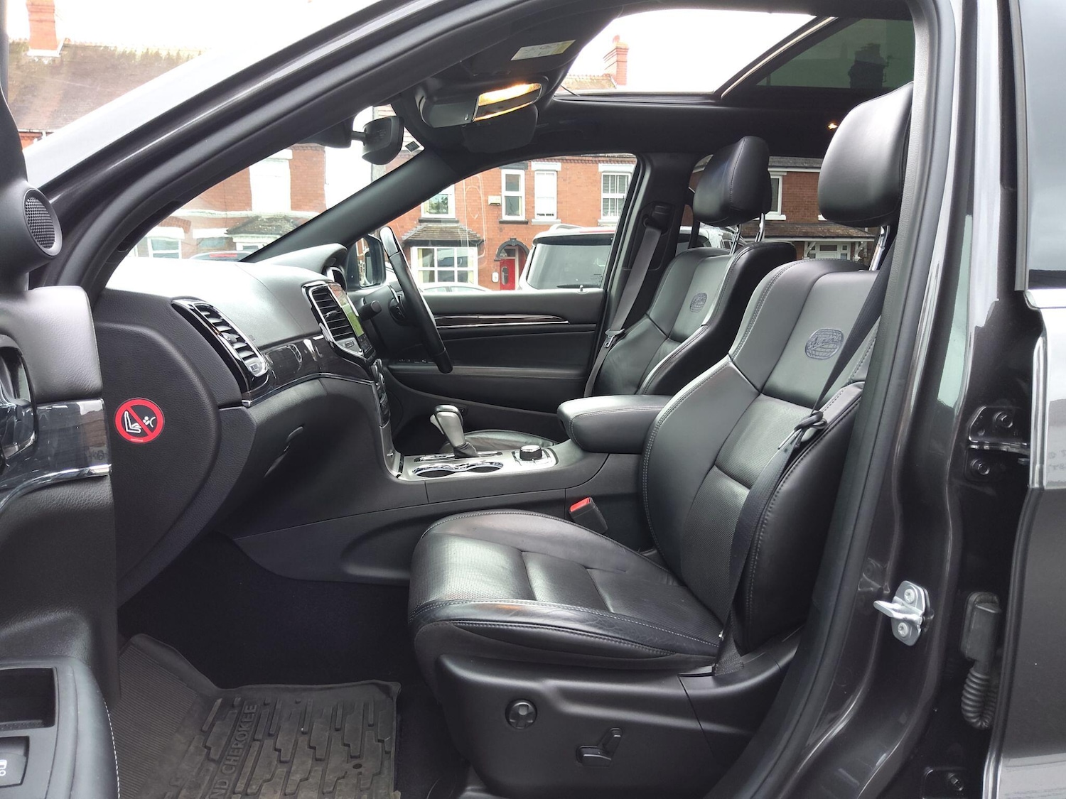 Used Jeep Grand Cherokee 2019 for sale - 77909851: Photo 31