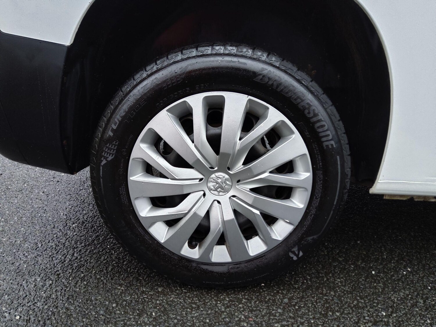 Used Peugeot Partner 2019 for sale - 77468725: Photo 12