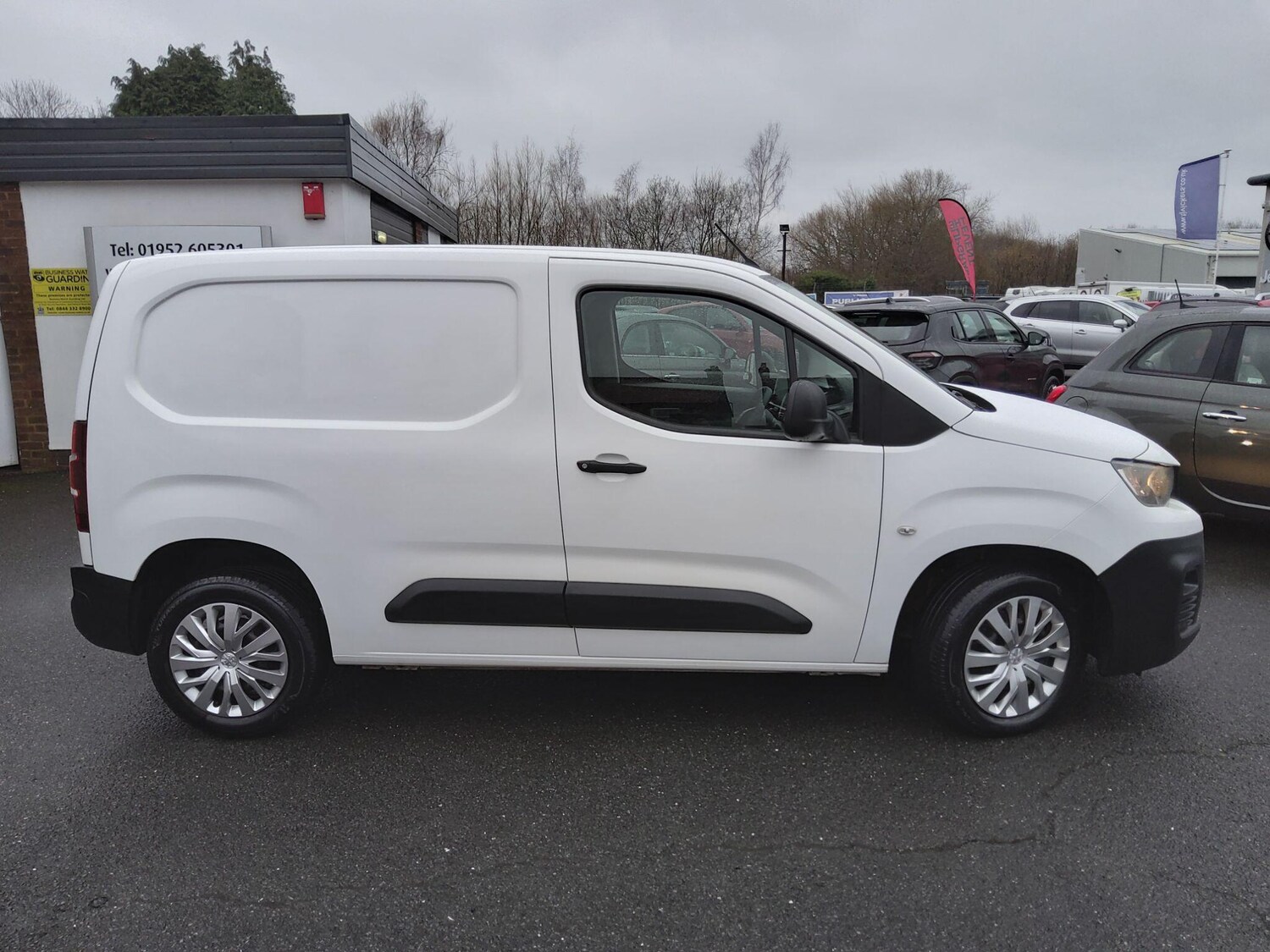 Used Peugeot Partner 2019 for sale - 77468725: Photo 9