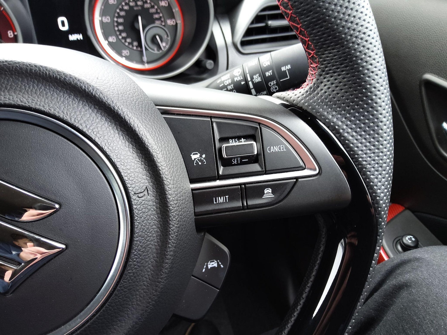 Used Suzuki Swift 2024 for sale - 77386764: Photo 16