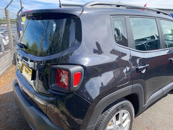 Used Jeep Renegade 2020 for sale - 79361701: Photo