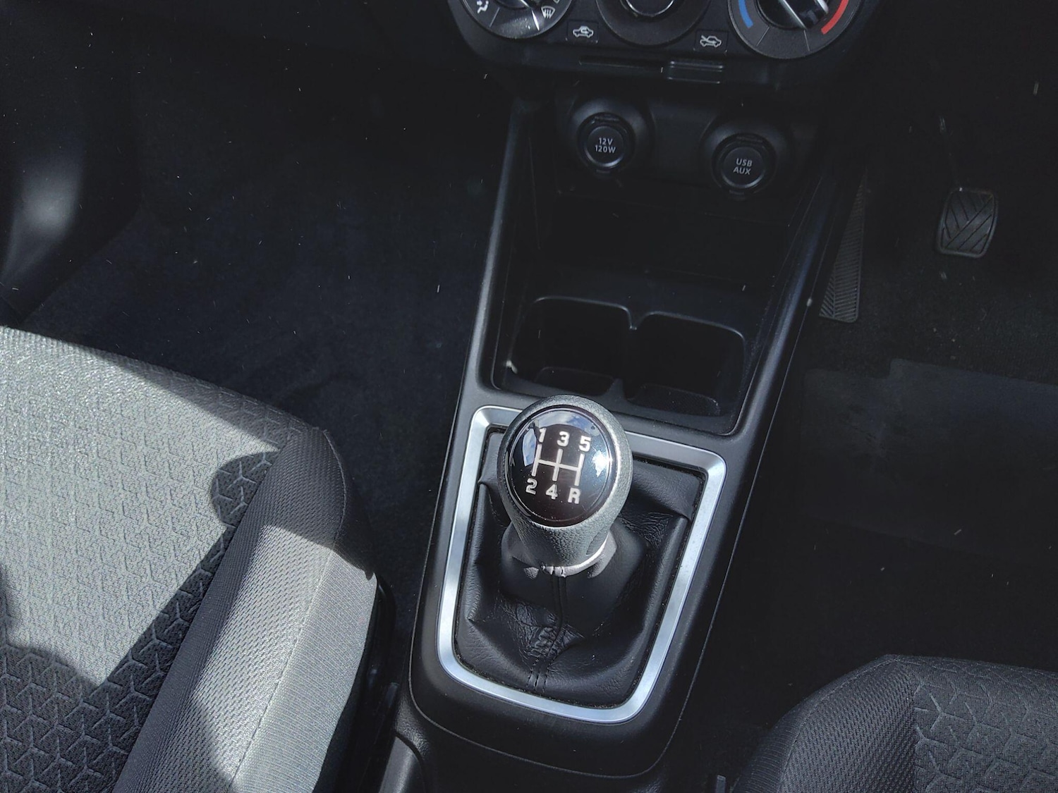 Used Suzuki Swift for sale - 77909206: Photo 12