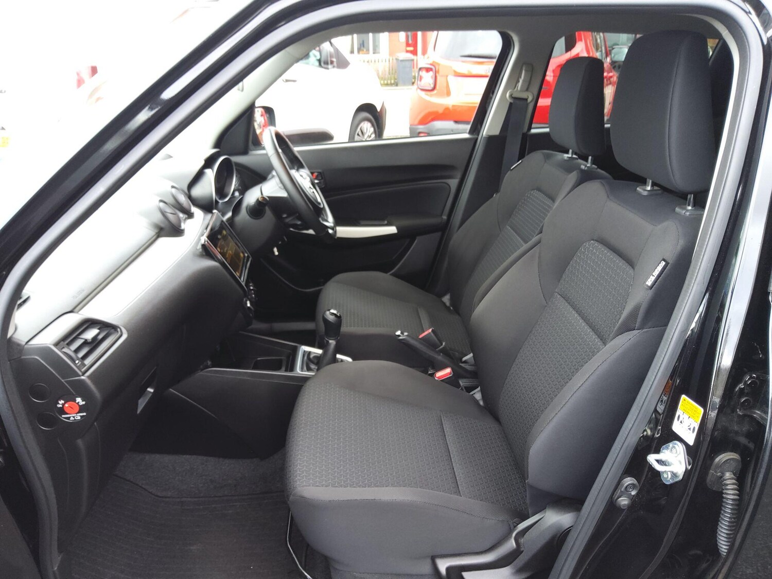 Used Suzuki Swift 2023 for sale - 77574422: Photo 25