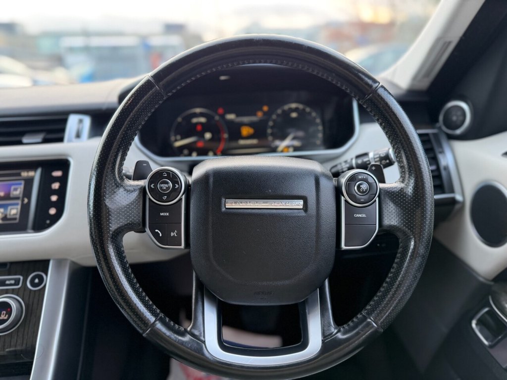 Used Land Rover Range Rover Sport 2015 for sale - 77301959: Photo 18