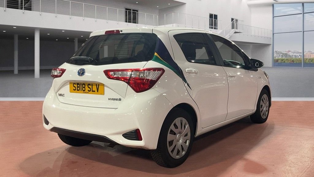 Used Toyota Yaris 2018 for sale - 77065119: Photo 10