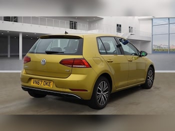Used Volkswagen Golf 2017 for sale - 75693485: Photo