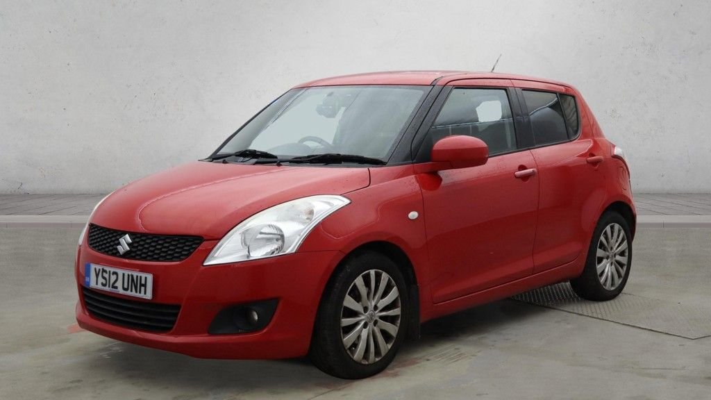 Used Suzuki Swift 2012 for sale - 78044007: Photo 2