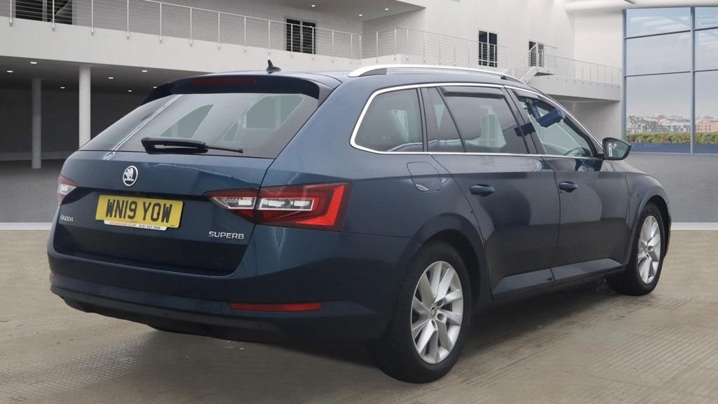 Used Skoda Superb 2019 for sale - 78096021: Photo 4