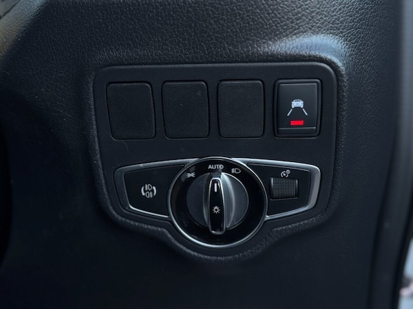 Used Mercedes-Benz X-Class 2020 for sale - 73888956: Photo 29
