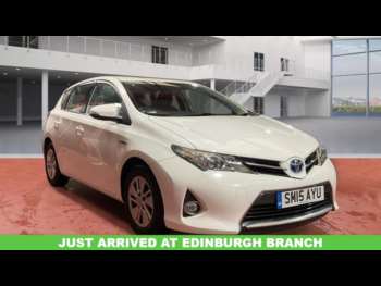 2015 (15) - 1.8 VVT-h Icon Hatchback 5dr Petrol Hybrid CVT Euro 5 (s/s) (136 ps)
