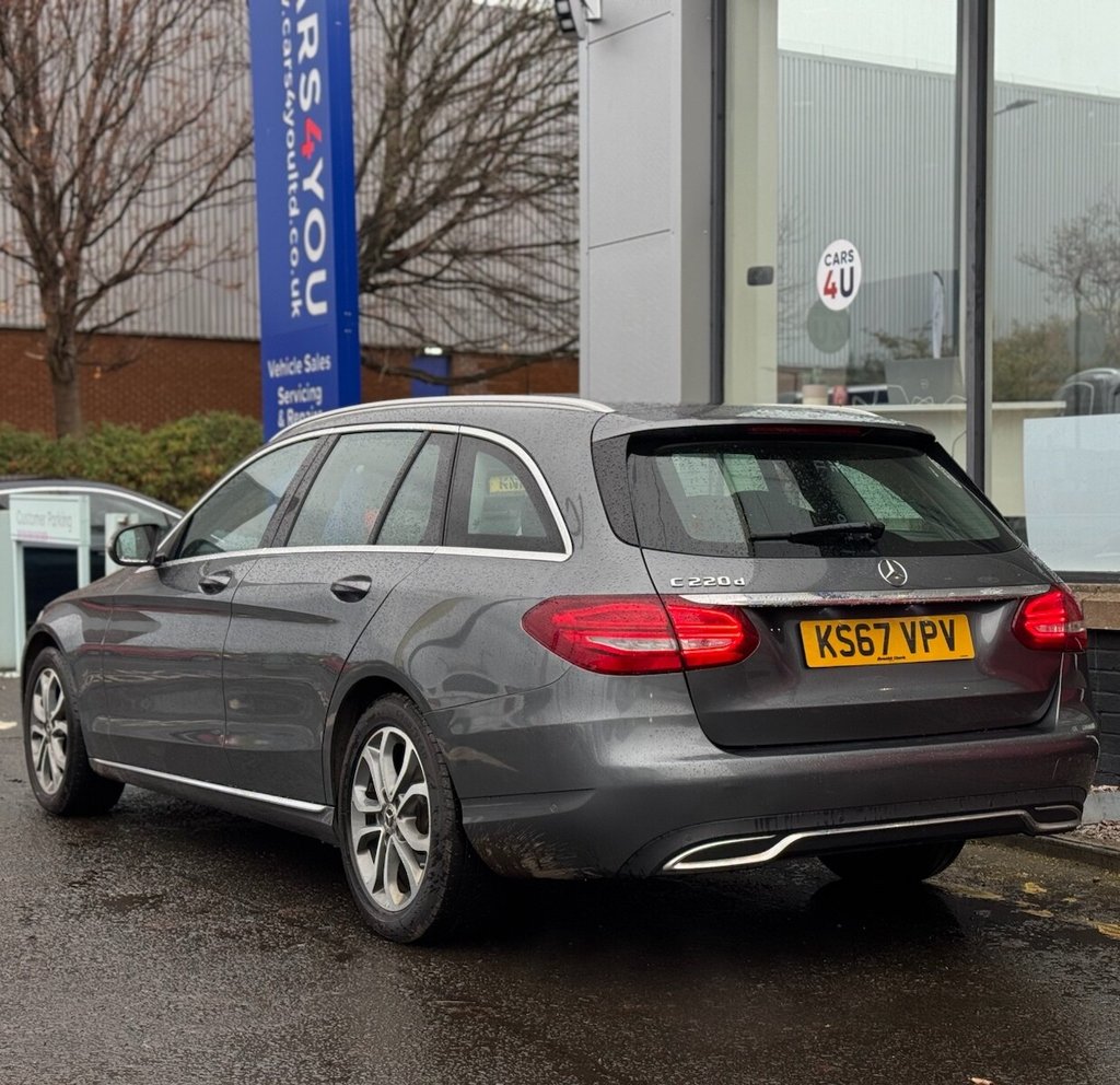Used Mercedes-Benz C Class 2017 for sale - 76558522: Photo 5