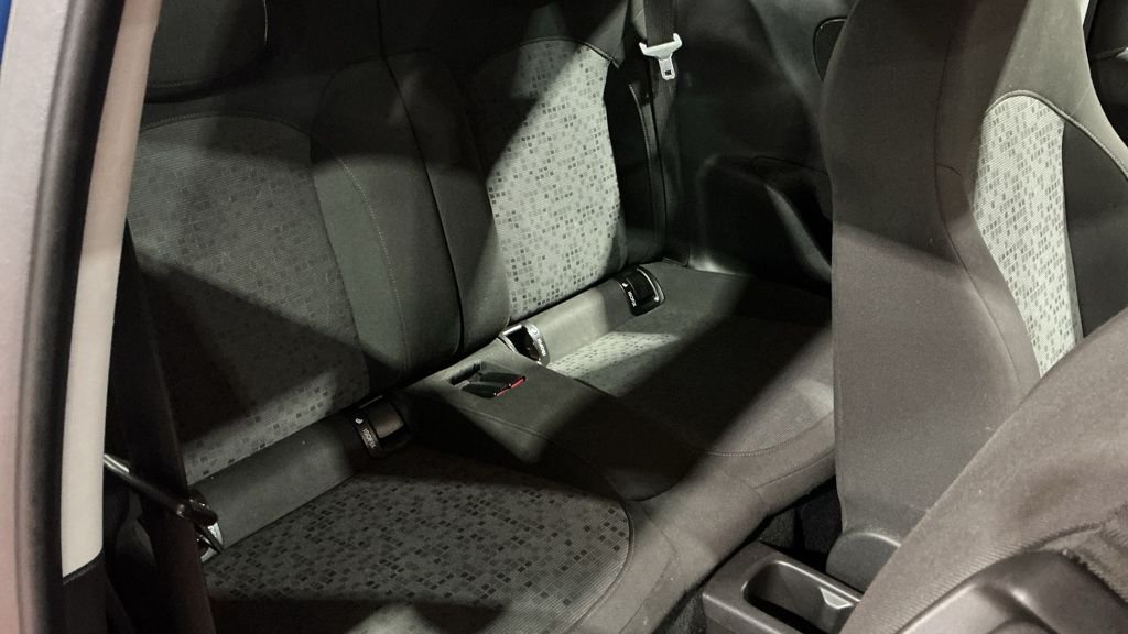 Used Vauxhall ADAM 2014 for sale - 77369373: Photo 8