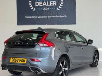 Used Volvo V40 2019 for sale - 74876758: Photo