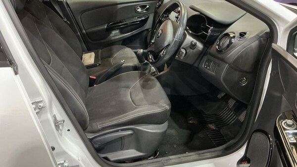 Used Renault Clio 2013 for sale - 75619577: Photo 10