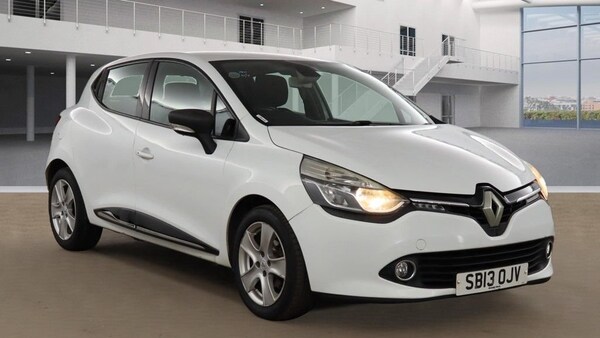 Used Renault Clio 2013 for sale - 75619577: Photo 2