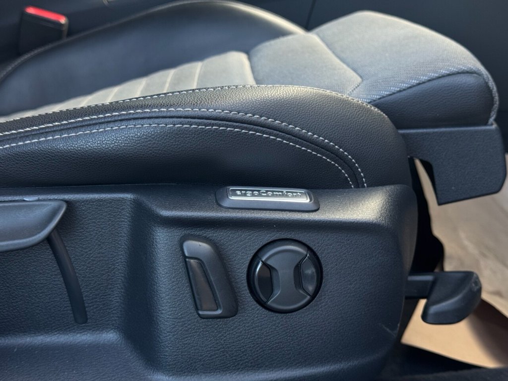 Used Volkswagen Passat 2016 for sale - 76439330: Photo 30