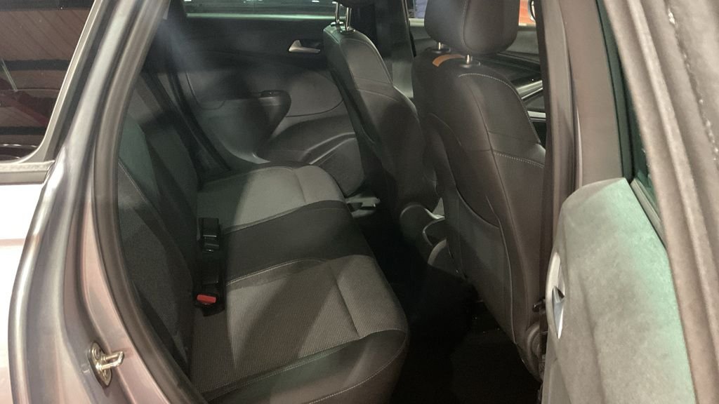 Used Vauxhall Crossland 2021 for sale - 77027163: Photo 8