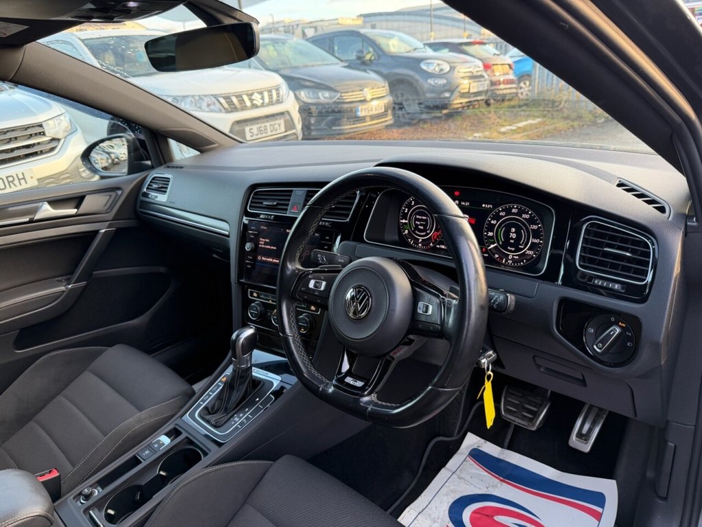 Used Volkswagen Golf 2018 for sale - 77161668: Photo 17