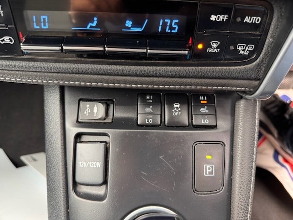 Used Toyota Auris 2016 for sale - 76092694: Photo 25