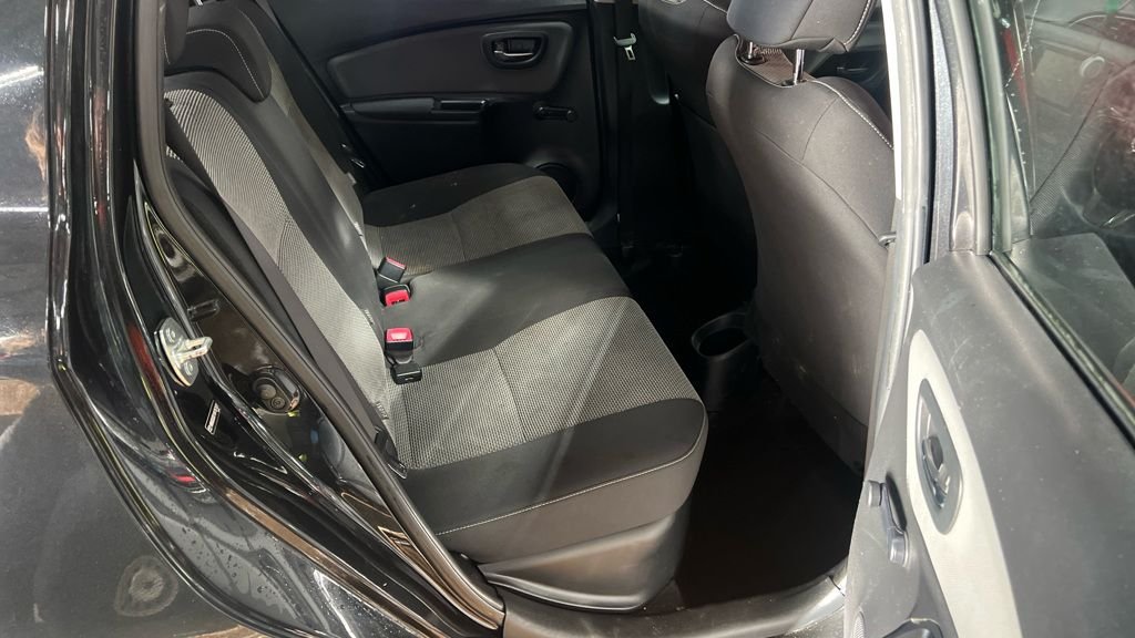 Used Toyota Yaris 2015 for sale - 77620949: Photo 20