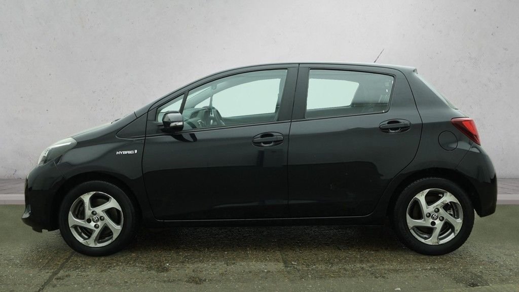 Used Toyota Yaris 2015 for sale - 77620949: Photo 6