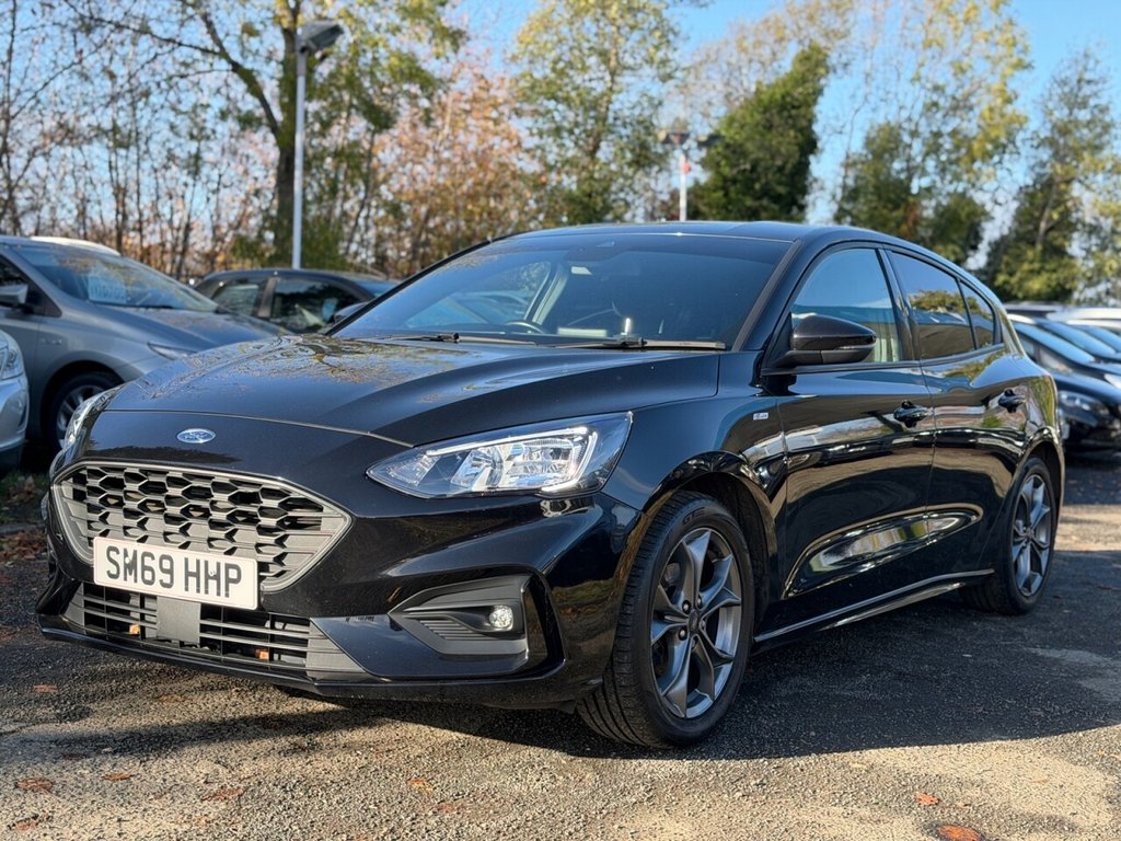 Used Ford Focus 2020 for sale - 76439107: Photo 3
