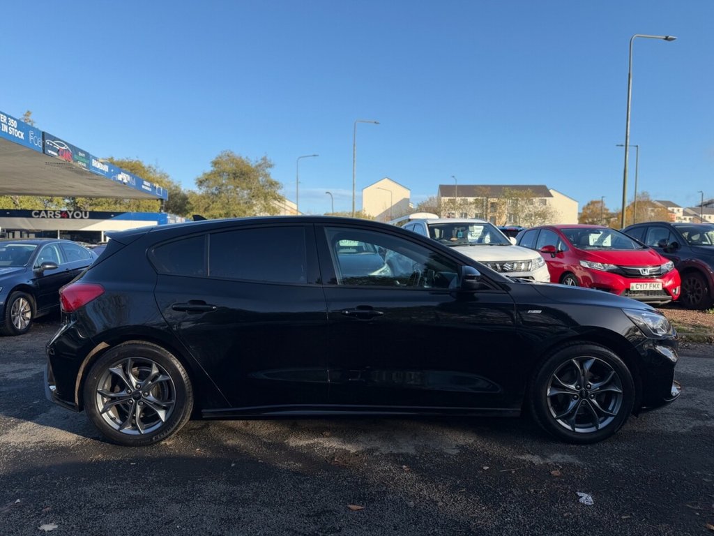 Used Ford Focus 2020 for sale - 76439107: Photo 8